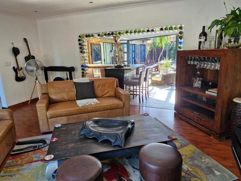 Apex Travel Club - ATC - Spacious home in Cape Towns Blouberg area