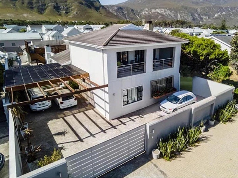 Apex Travel Club - ATC - Hermanus Cliff Path Lodge