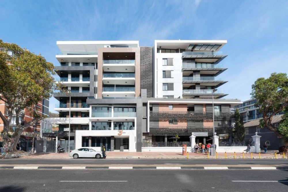 Apex Travel Club - ATC - 35 on Main Apartments