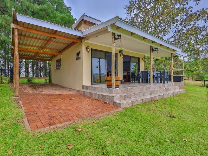 Apex Travel Club - ATC - Nyathi Hideaway