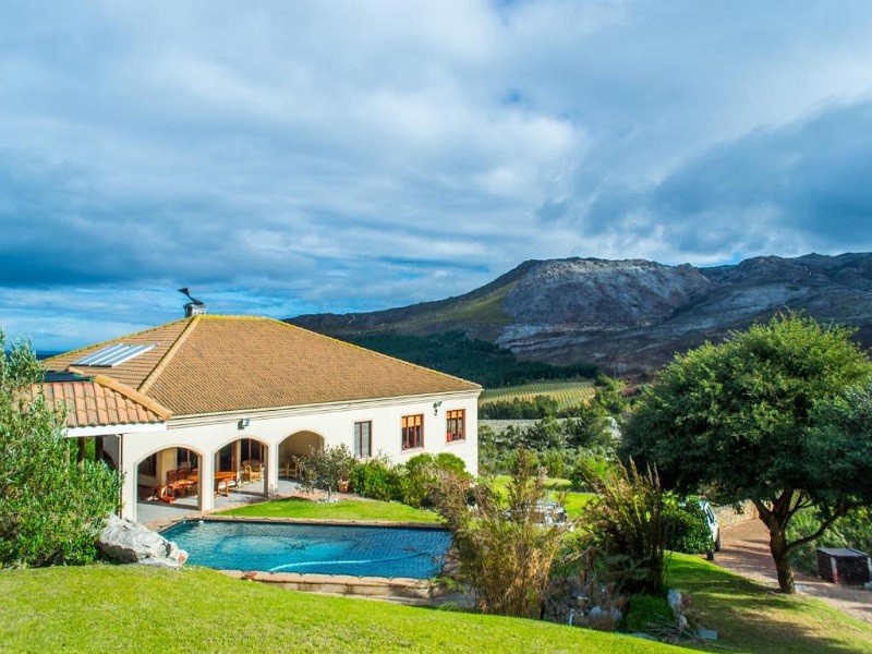 Apex Travel Club - ATC - Barton Luxury Villas