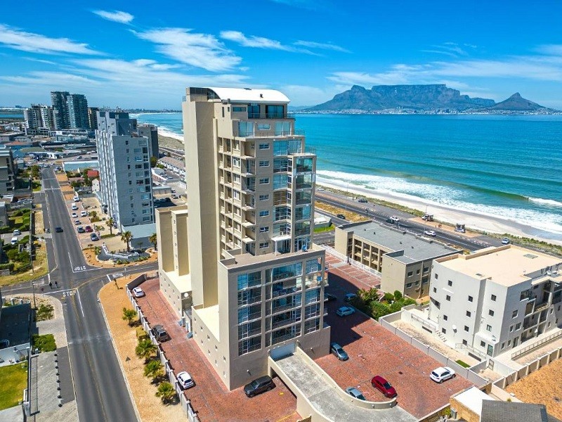 Apex Travel Club - ATC - Luxury Beachfront Apartment in Blouberg, 304 The Waves