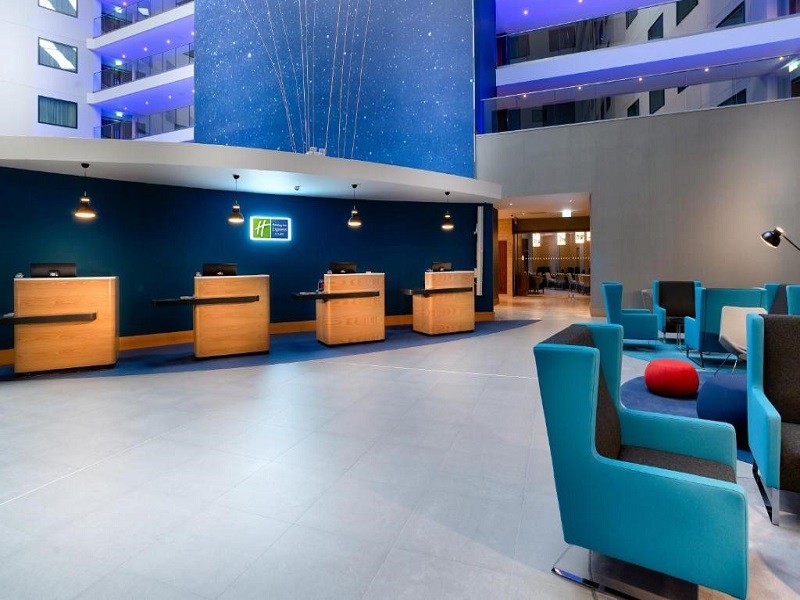 Apex Travel Club - ATC - Holiday Inn Express London Heathrow T4