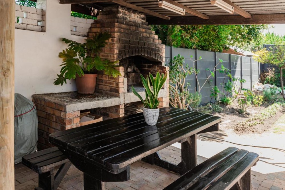 Apex Travel Club - ATC - Silvertree Collective Central Family Home