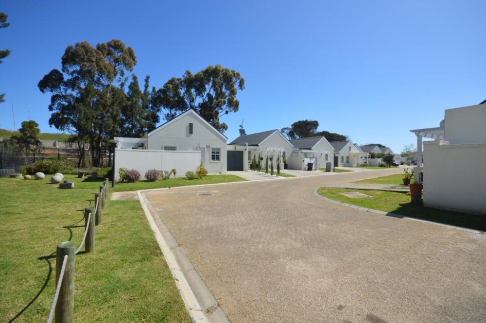 Apex Travel Club - ATC - Tweespruit Estate - Stellenbosch- 3 Bedroom House
