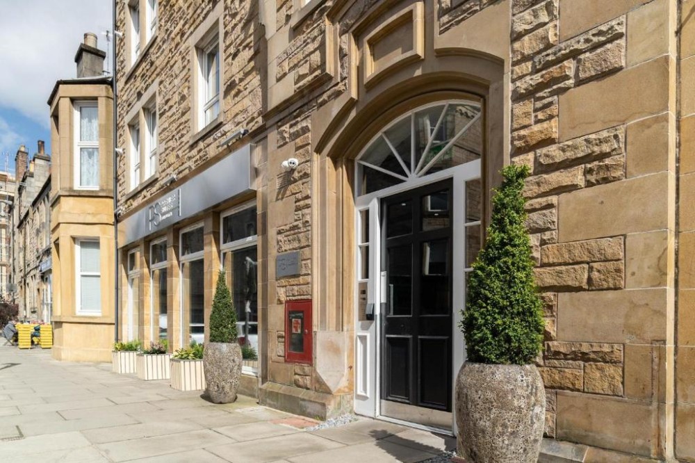 Apex Travel Club - ATC - PREMIER SUITES Edinburgh Fountain Court