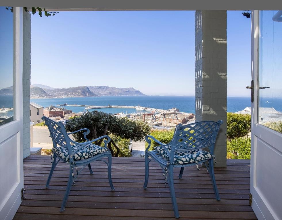 Apex Travel Club - ATC - LIMA HOUSE, Seaforth, Simon's Town